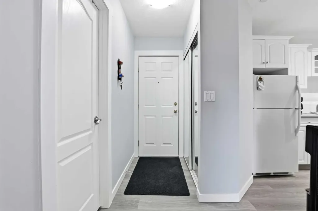 5330 47 Avenue Red Deer AB T4N 3R2