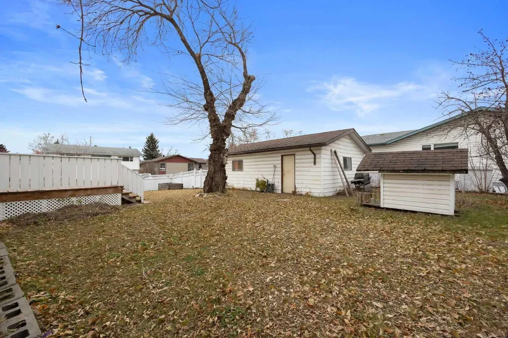 51 Fitzgerald Avenue Fort Mcmurray AB T9H 1K6