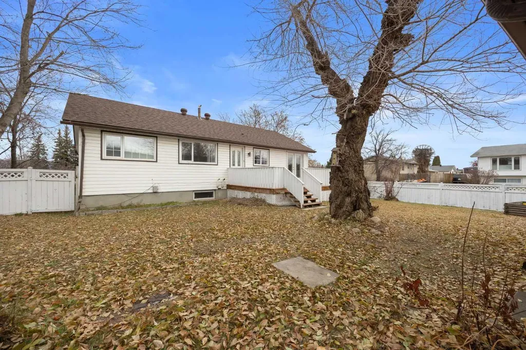 51 Fitzgerald Avenue Fort Mcmurray AB T9H 1K6