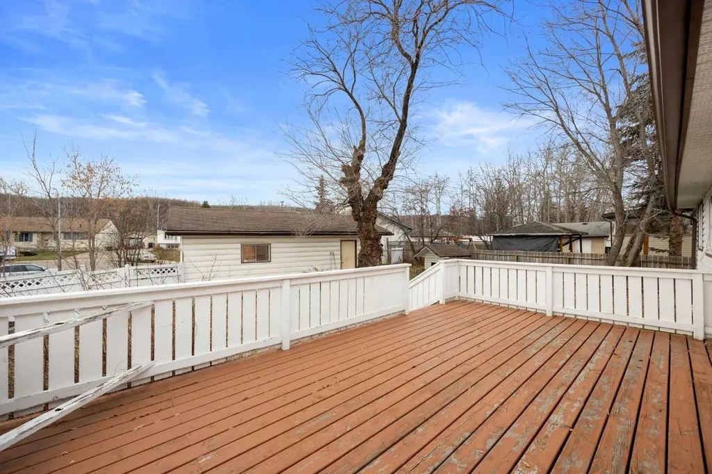 51 Fitzgerald Avenue Fort Mcmurray AB T9H 1K6