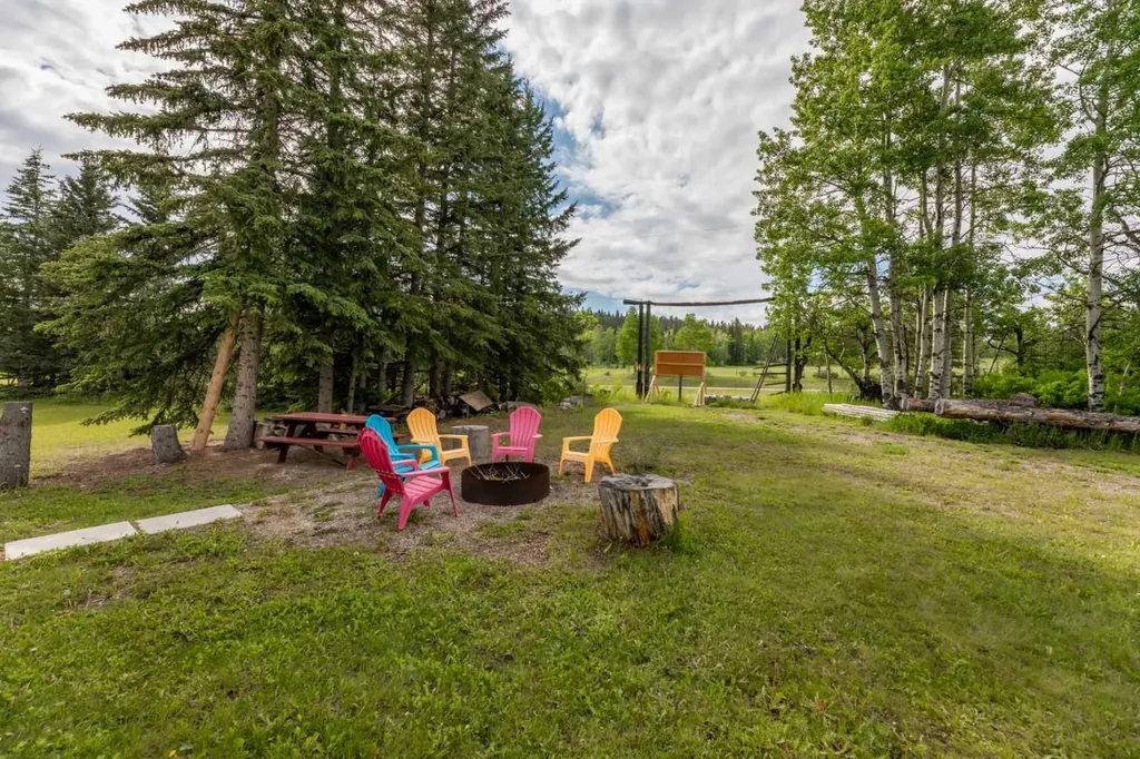 50409A Highway 16 Rural Yellowhead County AB T7V 1X4