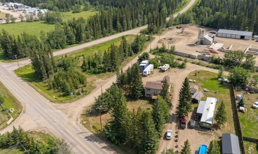 32537B Highway 760 Highway Rural Mountain View County AB T0M 1X0