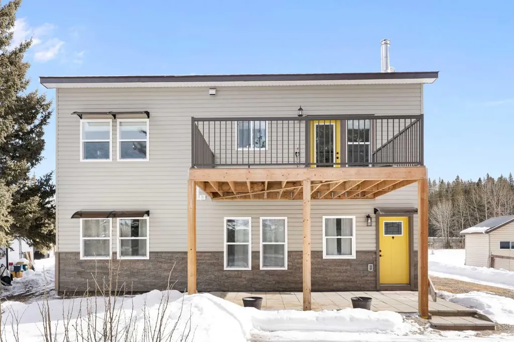 32537B Highway 760 Highway Rural Mountain View County AB T0M 1X0