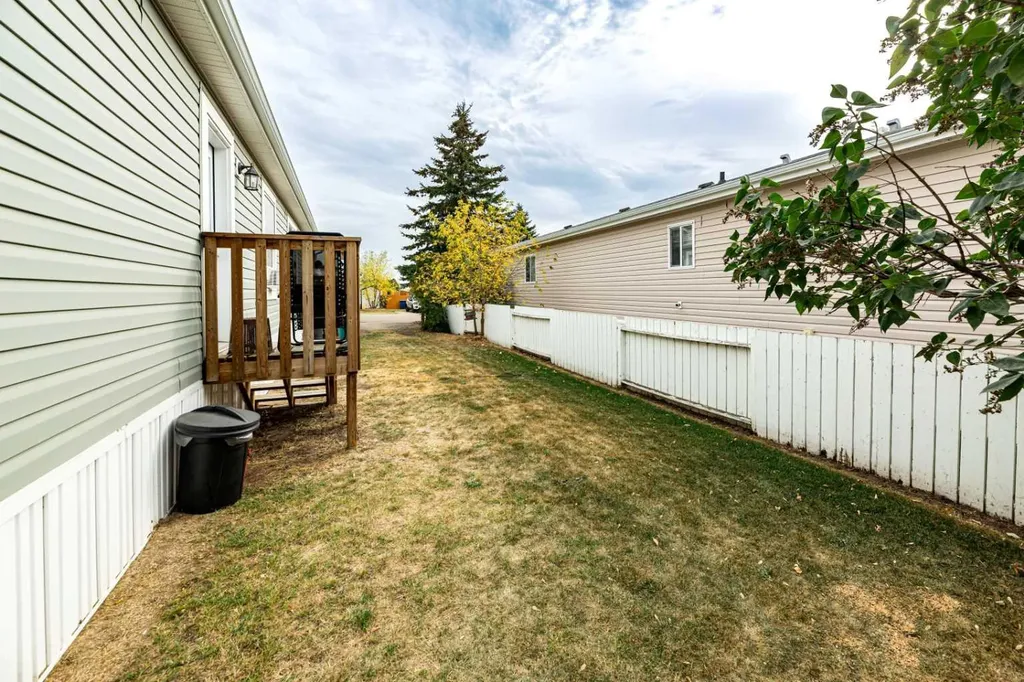 4922 Womacks Road Blackfalds AB T0M 0J0