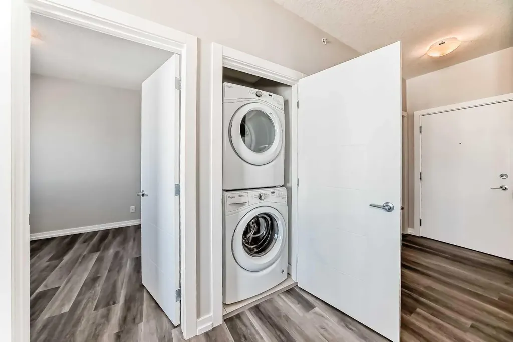 24 Sage Hill Terrace NW Calgary AB T3R 0W9