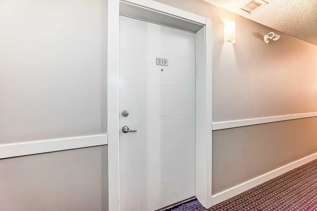 24 Sage Hill Terrace NW Calgary AB T3R 0W9