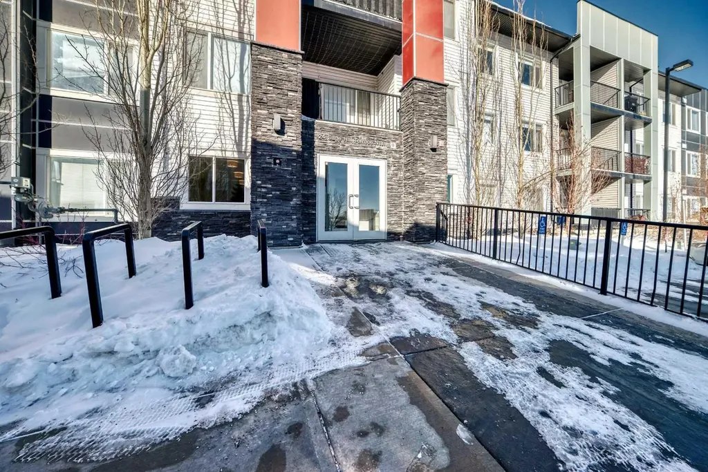 24 Sage Hill Terrace NW Calgary AB T3R 0W9
