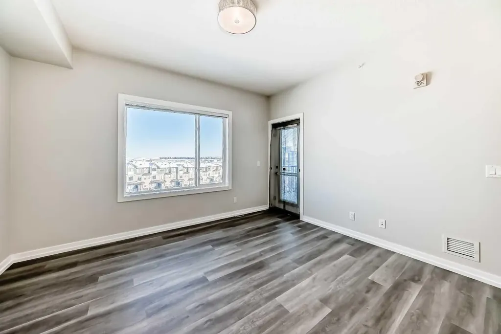 24 Sage Hill Terrace NW Calgary AB T3R 0W9