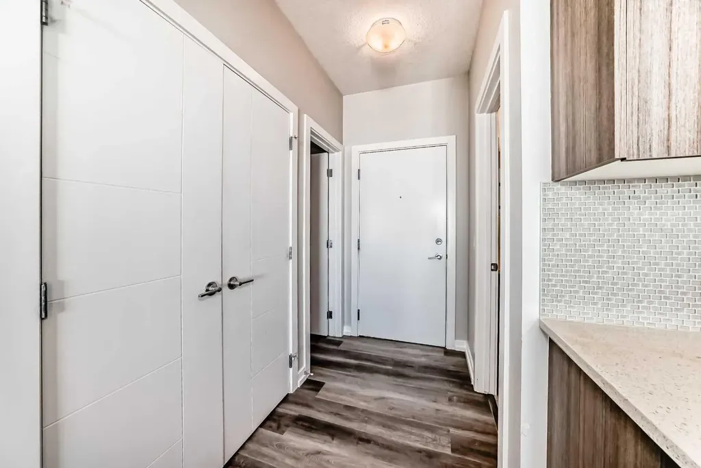 24 Sage Hill Terrace NW Calgary AB T3R 0W9