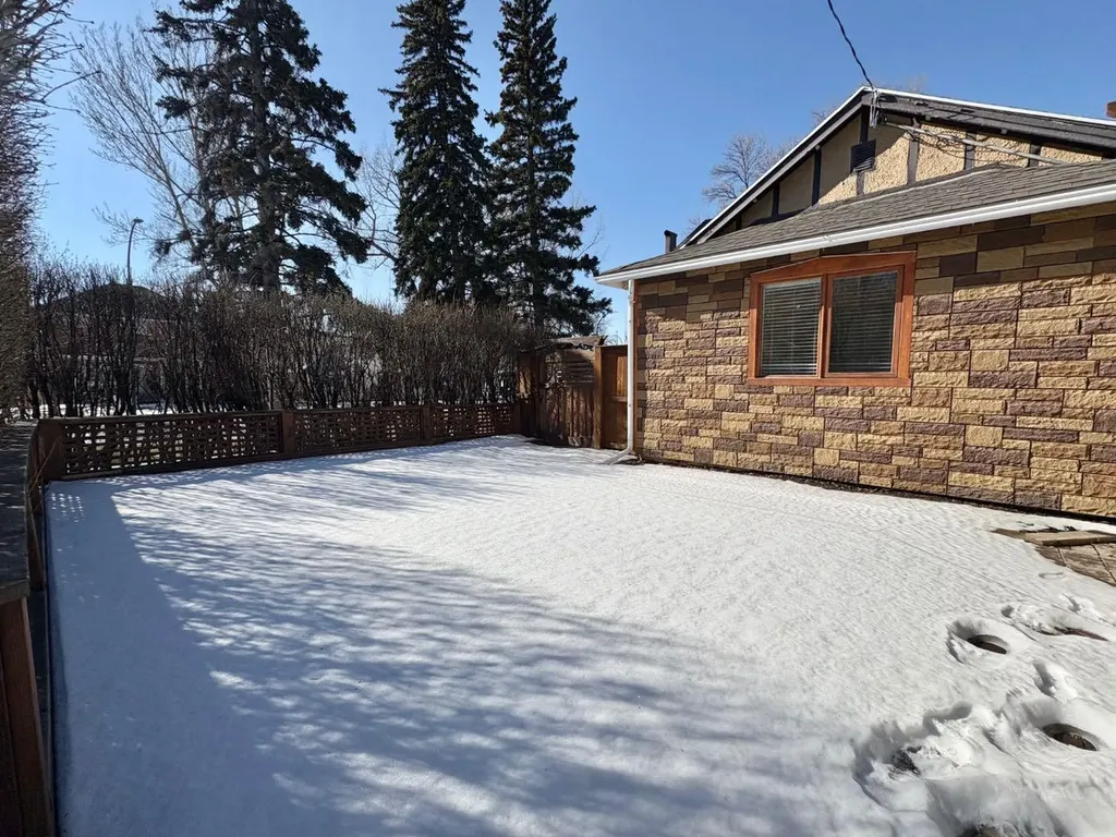 1407 4 Avenue S Lethbridge AB T1J 0R6