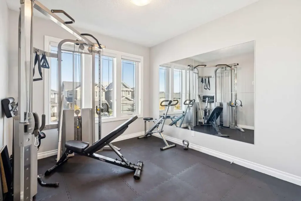 383 Evansglen Drive NW Calgary AB T3P0P1