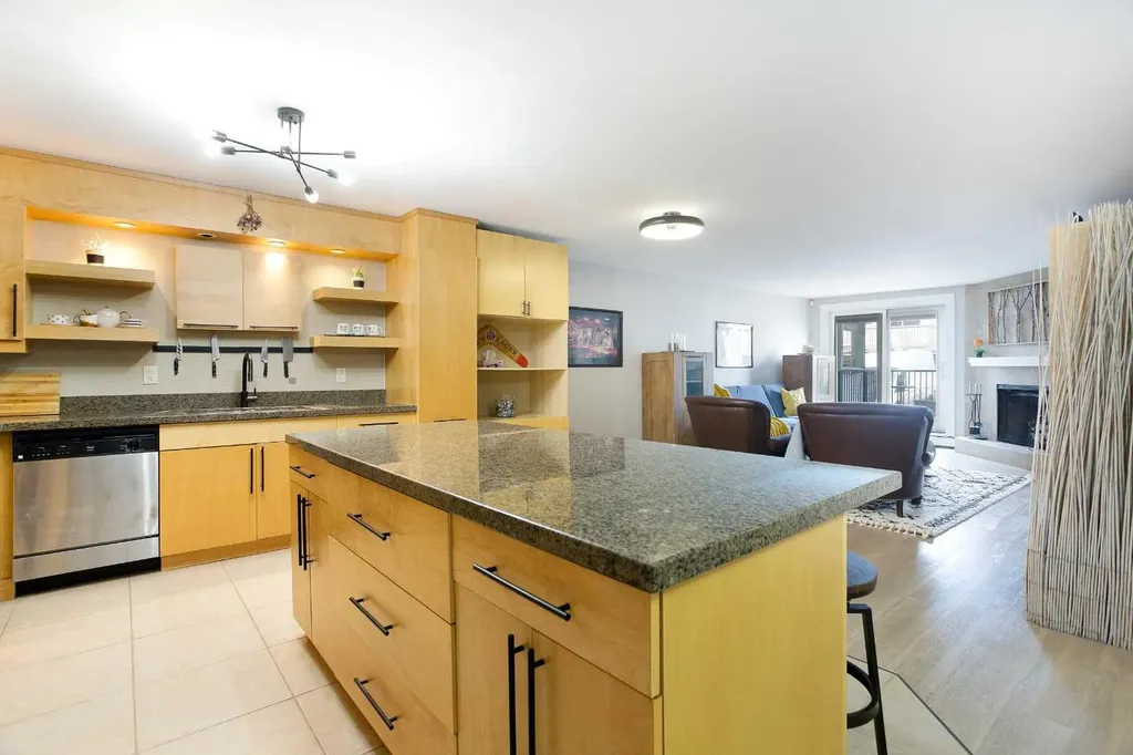 350 4 Avenue NE Calgary AB T2E 0J3