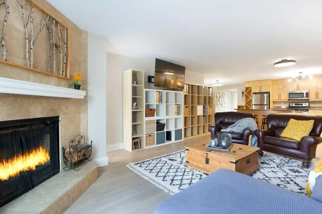 350 4 Avenue NE Calgary AB T2E 0J3
