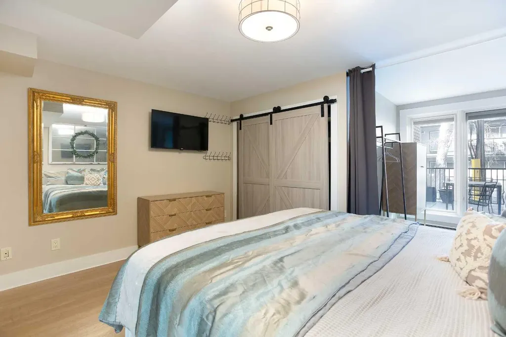 350 4 Avenue NE Calgary AB T2E 0J3