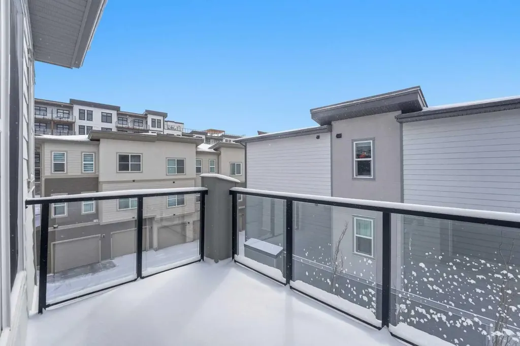 2117 81 Street SW Calgary AB T3H 6H5