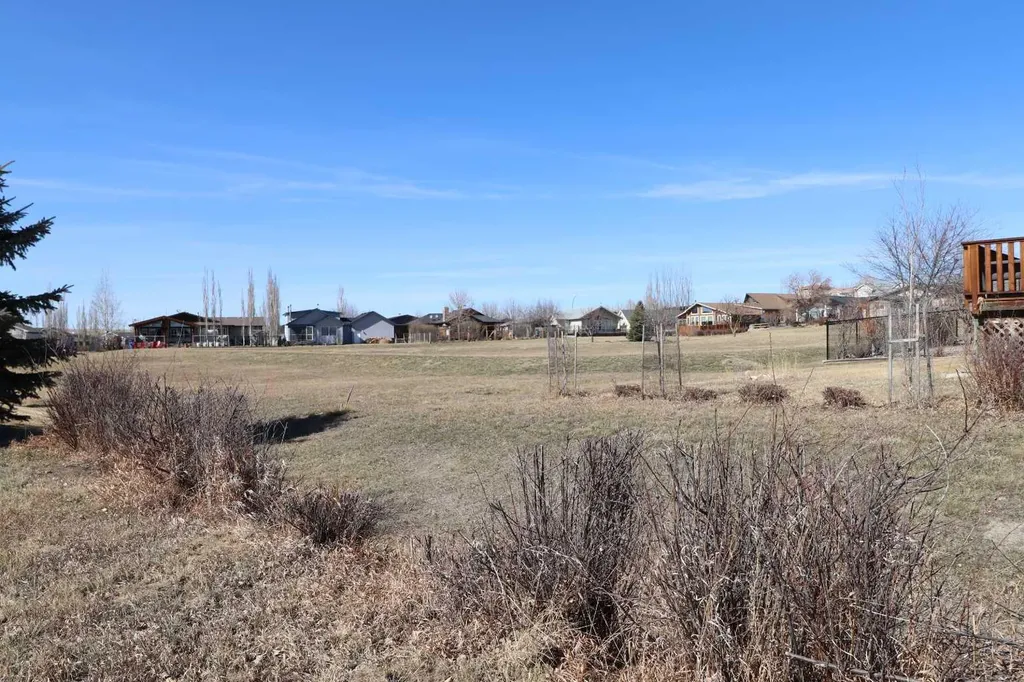 663 Lakeside Drive Rural Vulcan County AB T0L 0R0