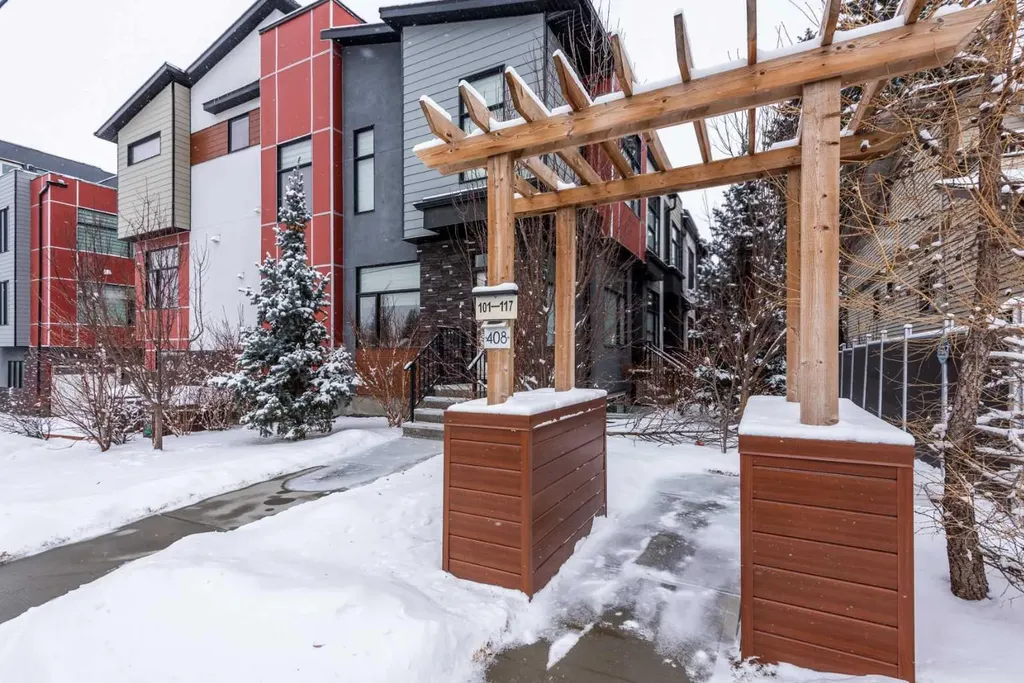 408 27 Avenue NE Calgary AB T2E 2A4