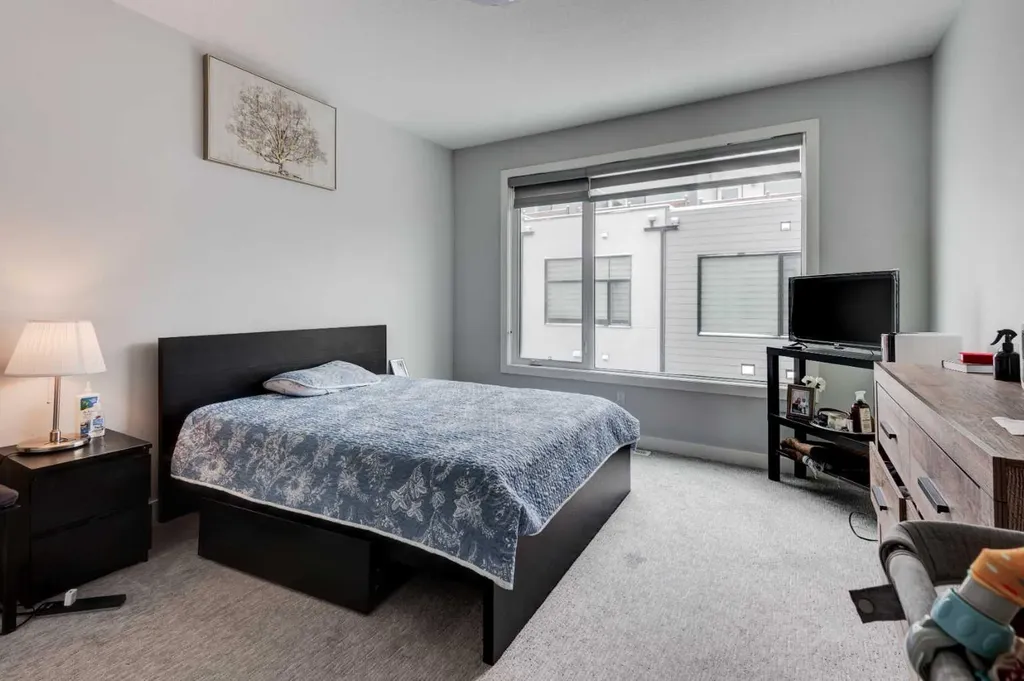 408 27 Avenue NE Calgary AB T2E 2A4