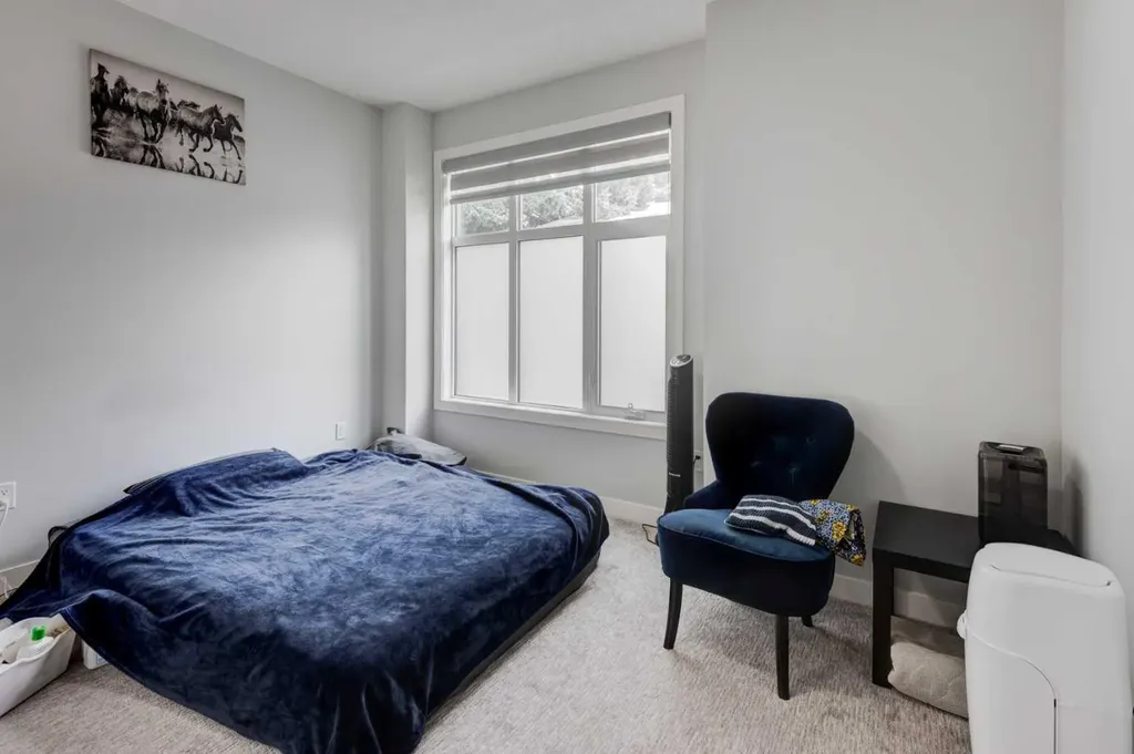 408 27 Avenue NE Calgary AB T2E 2A4