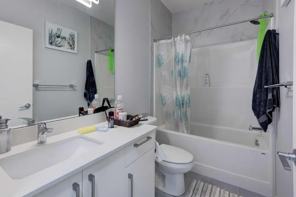 408 27 Avenue NE Calgary AB T2E 2A4
