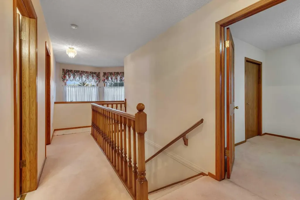 133 Riverview Park SE Calgary AB T2C 4A1
