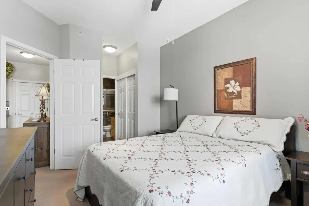 37 Prestwick Drive SE Calgary AB T2Z 4Z2