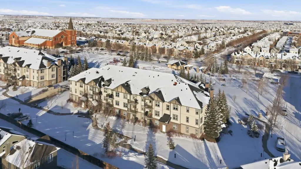 37 Prestwick Drive SE Calgary AB T2Z 4Z2