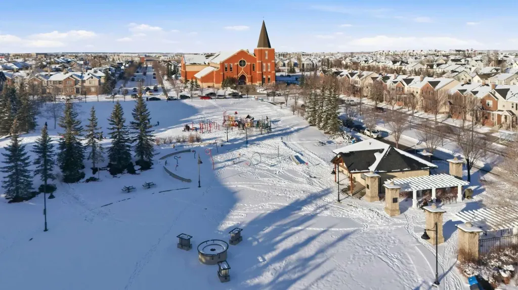 37 Prestwick Drive SE Calgary AB T2Z 4Z2