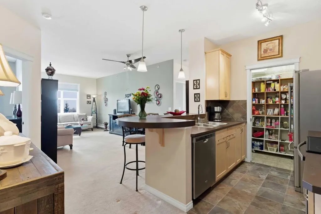 37 Prestwick Drive SE Calgary AB T2Z 4Z2