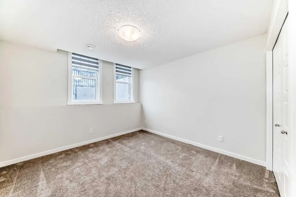 152 Cranbrook Square SE Calgary AB T3M3E3