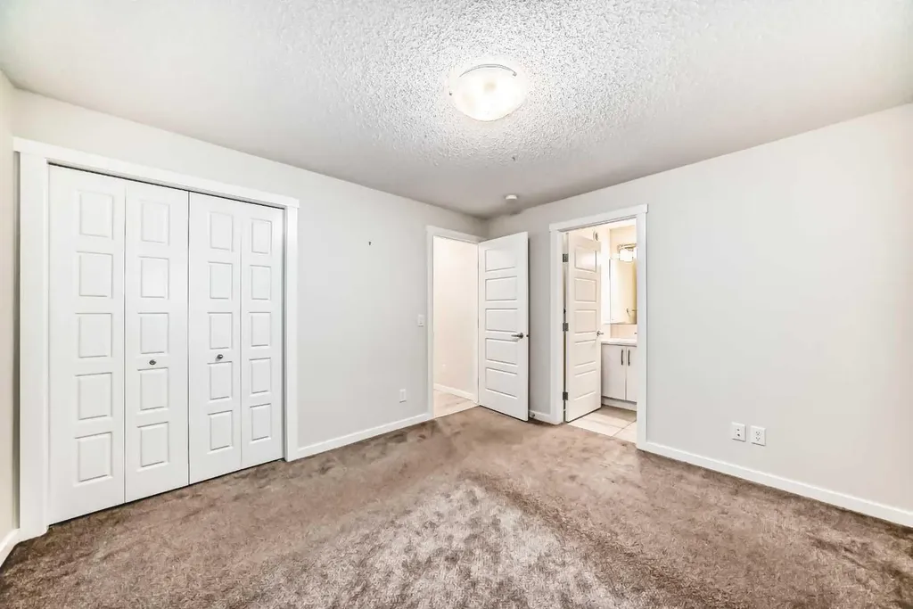 152 Cranbrook Square SE Calgary AB T3M3E3