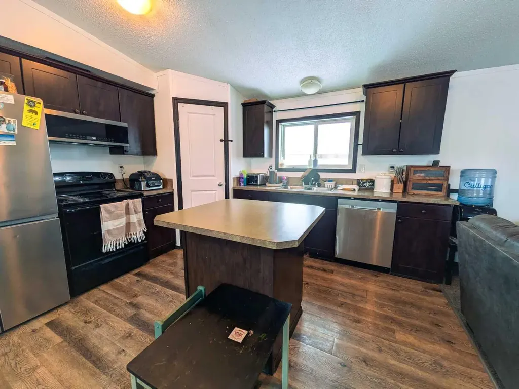 4523 51 Street Rycroft AB T0H3A0