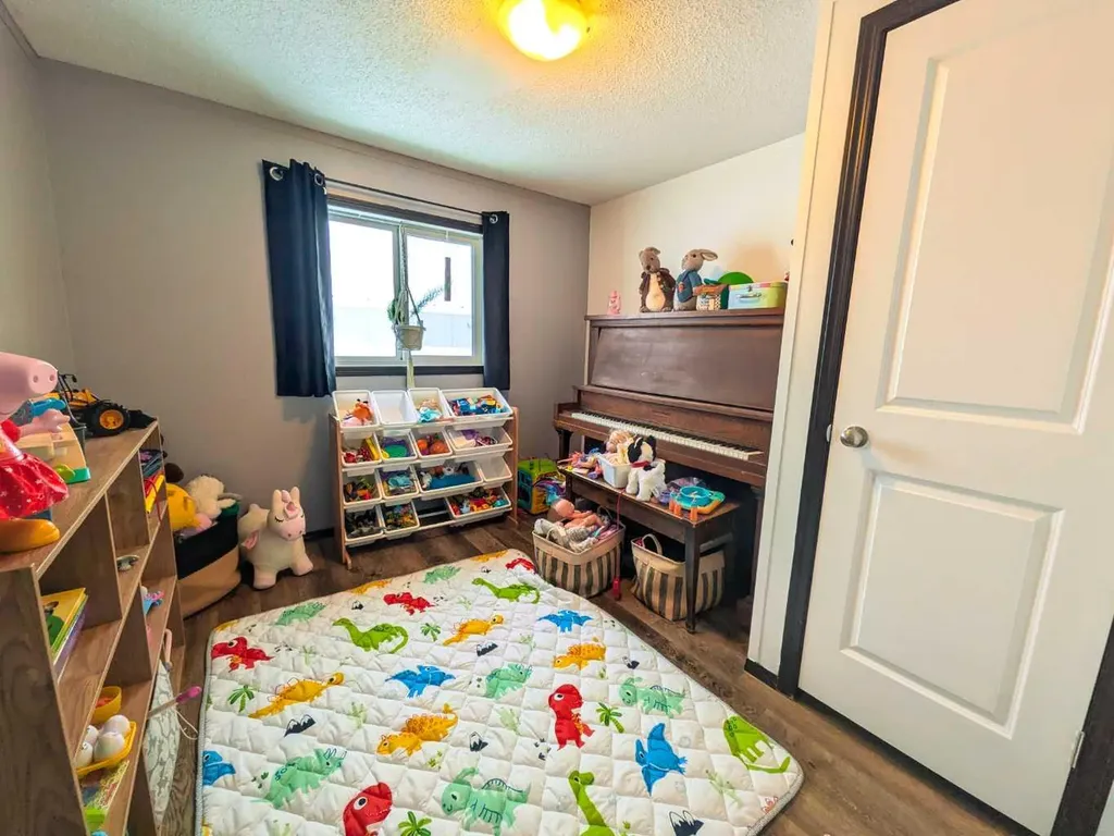 4523 51 Street Rycroft AB T0H3A0