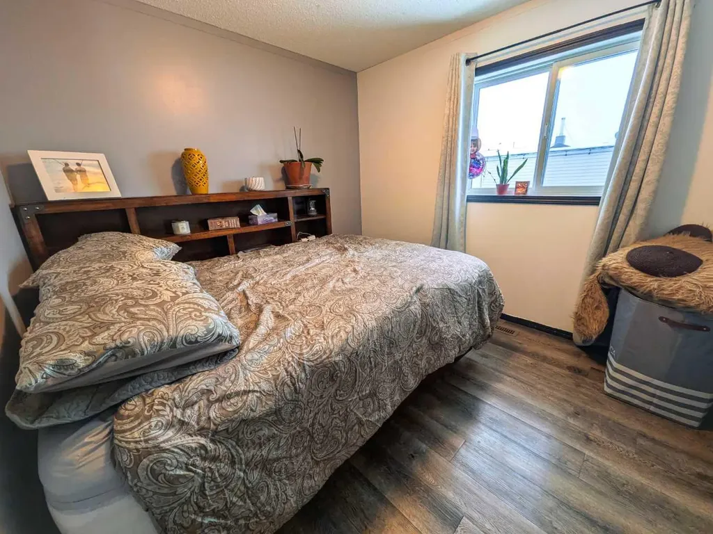 4523 51 Street Rycroft AB T0H3A0