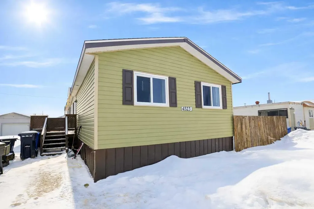 4523 51 Street Rycroft AB T0H3A0