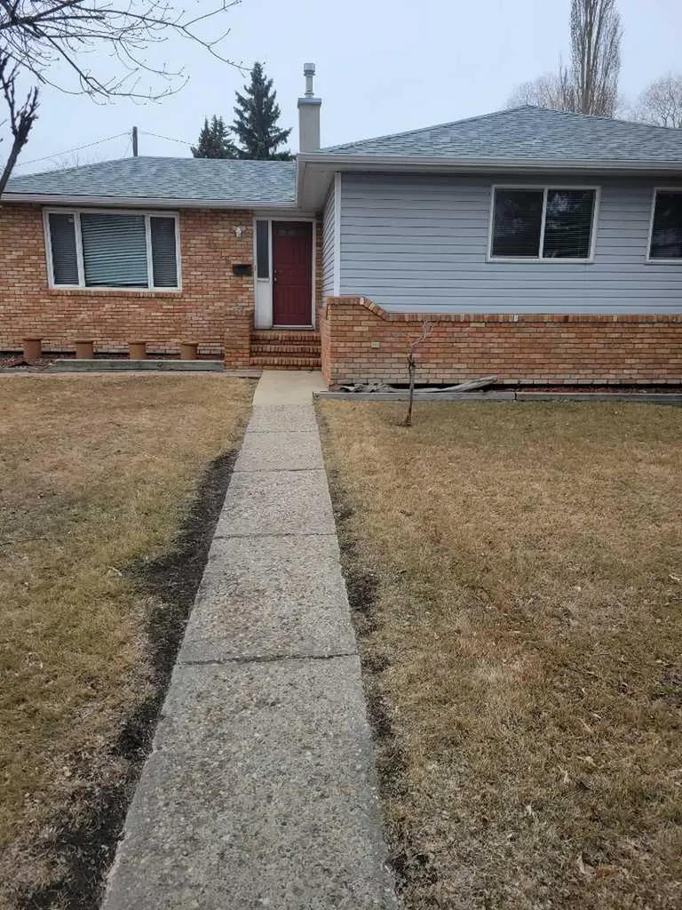 4216 37 Street Red Deer AB T4N 0T7