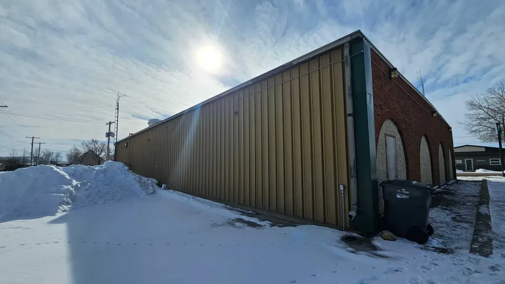 5301 50 Avenue Castor AB T0C0X0