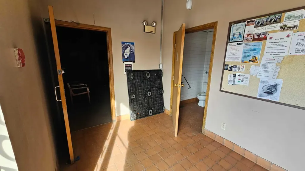5301 50 Avenue Castor AB T0C0X0