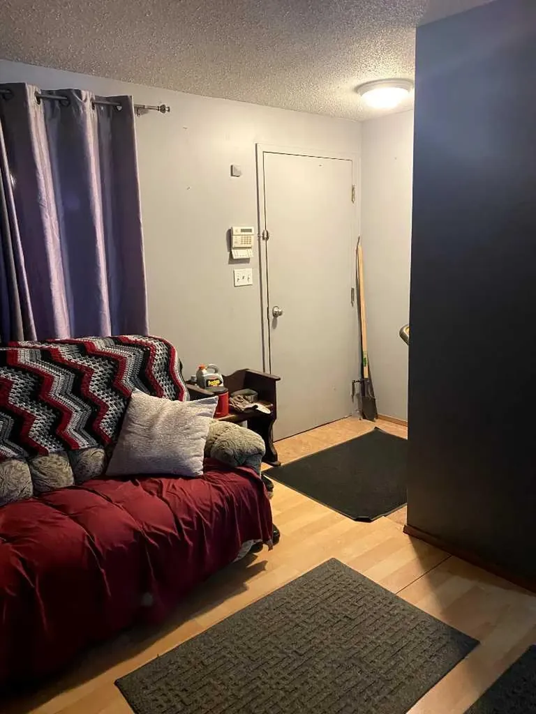 5301 50 Avenue Castor AB T0C0X0
