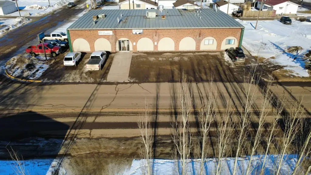 5301 50 Avenue Castor AB T0C0X0
