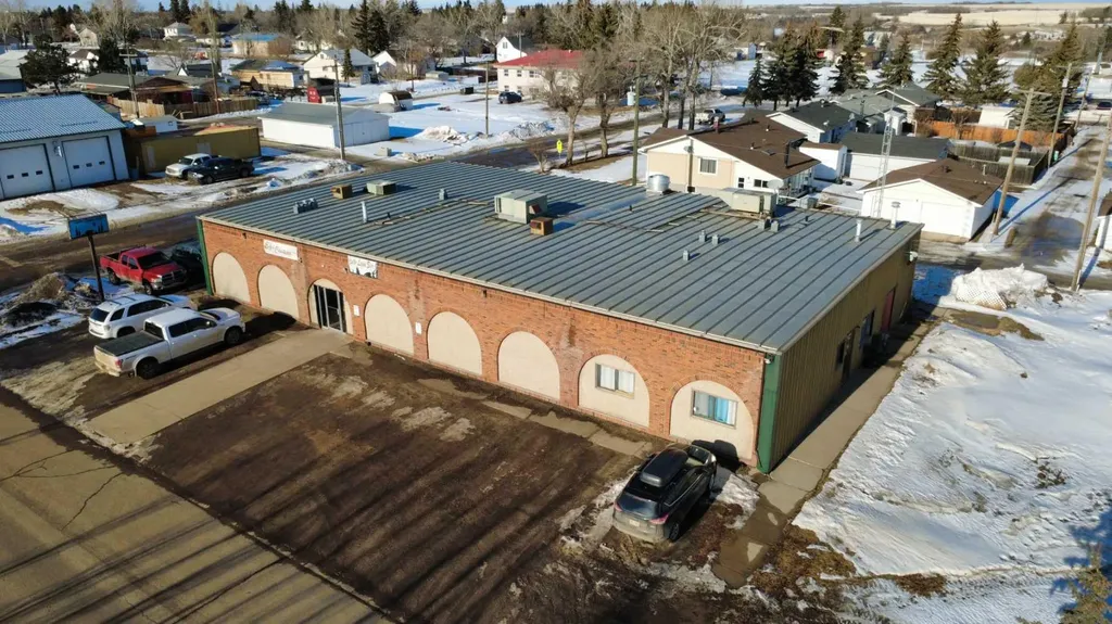 5301 50 Avenue Castor AB T0C0X0
