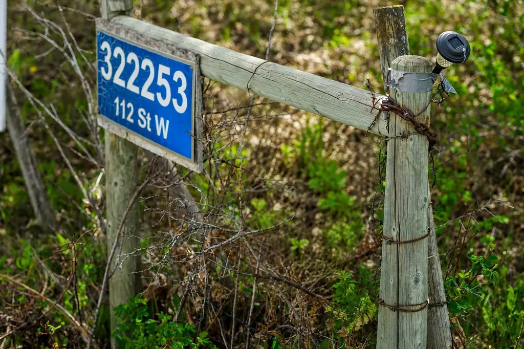 322253 112 Street W Rural Foothills County AB T1S 5H9