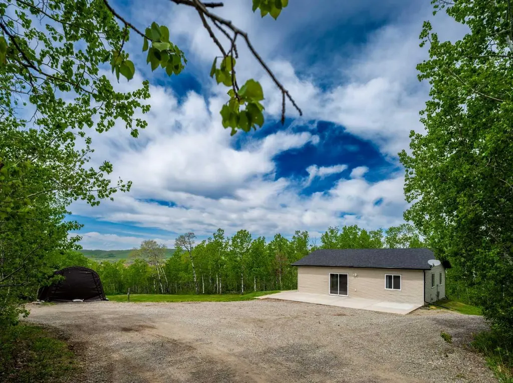 322253 112 Street W Rural Foothills County AB T1S 5H9