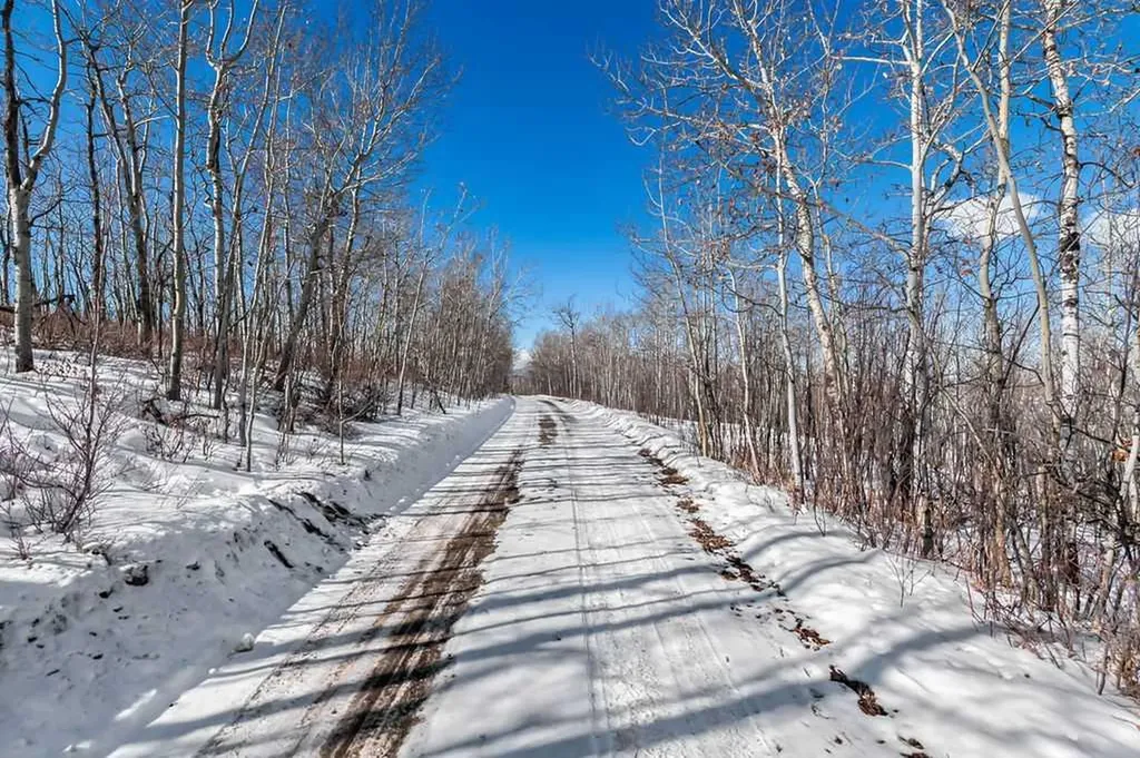 322253 112 Street W Rural Foothills County AB T1S 5H9