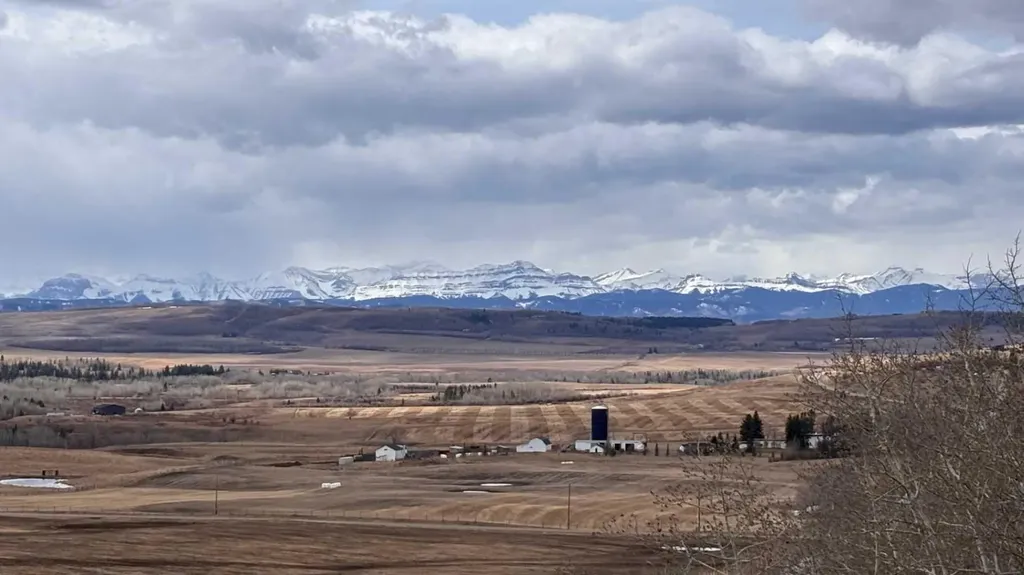 322253 112 Street W Rural Foothills County AB T1S 5H9