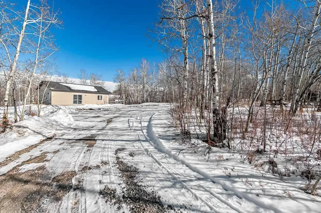 322253 112 Street W Rural Foothills County AB T1S 5H9