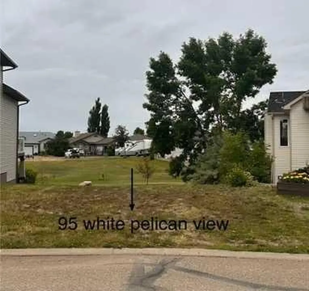 95 White Pelican View Lake Newell Resort AB T1R 0V5