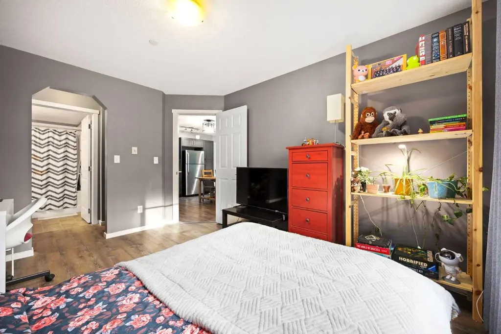 755 Copperpond Boulevard SE Calgary AB T2Z 4R2