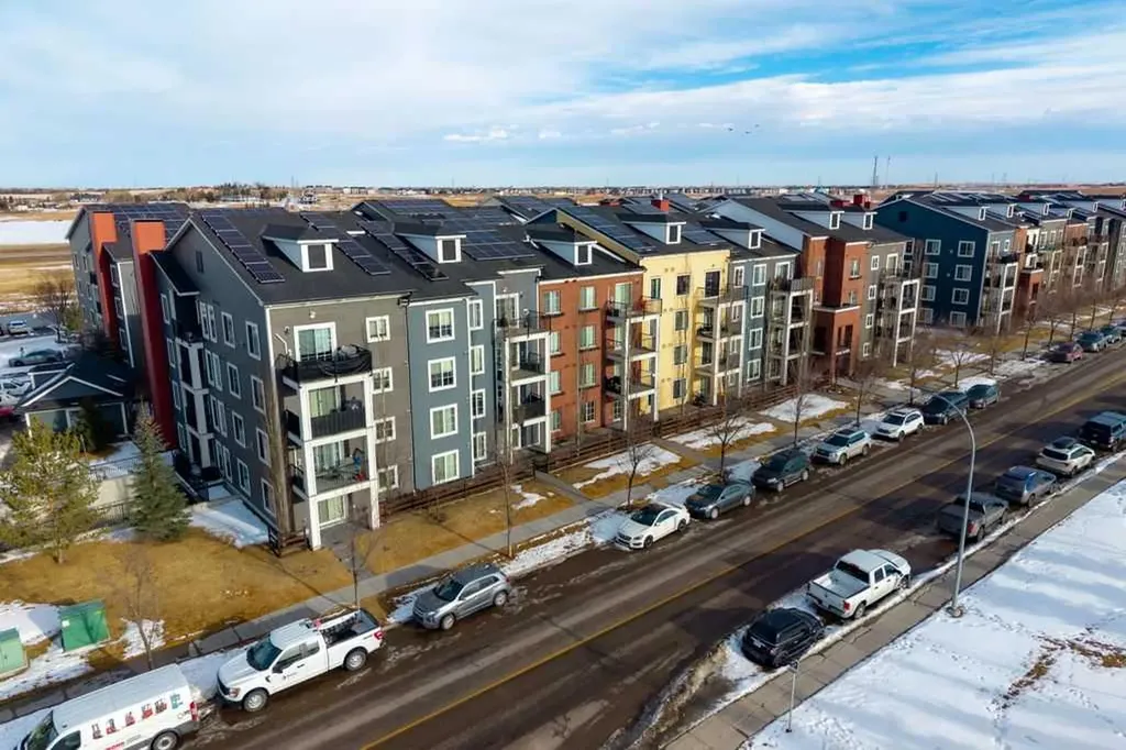 755 Copperpond Boulevard SE Calgary AB T2Z 4R2