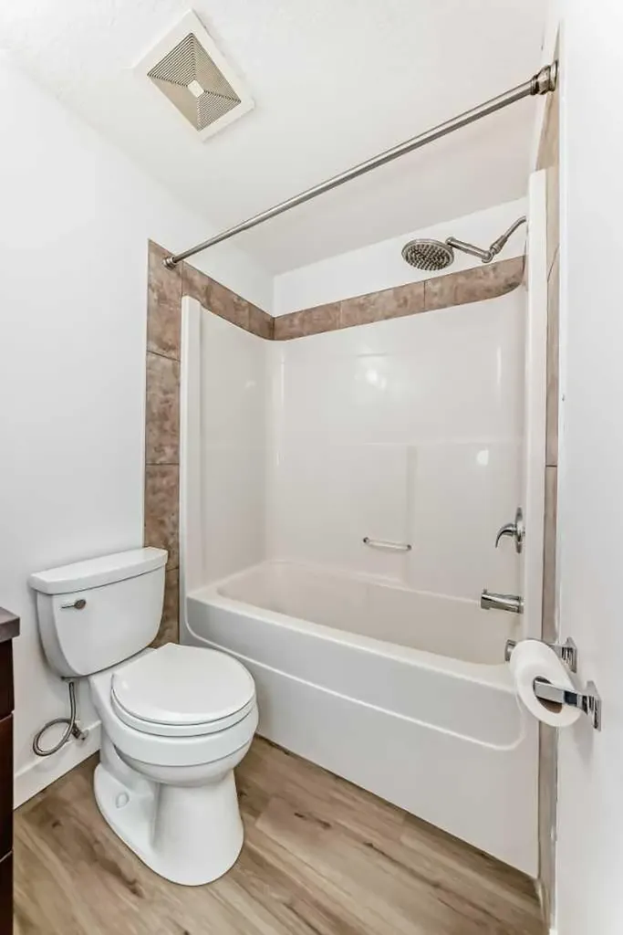 2307 14 Street SW Calgary AB T2T3T5